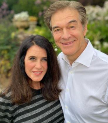 Oliver Mustafa Oz parents Mehmet Oz and Lisa Oz.